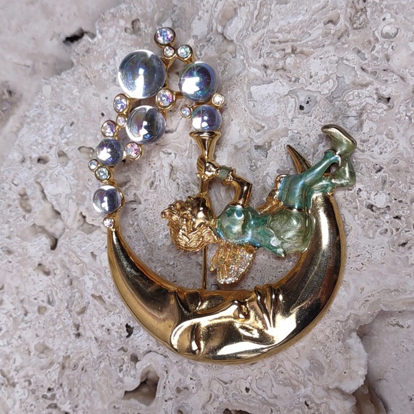 Kirk's Folly "Pipedream Fairy" Brooch - Picture 9 of 11